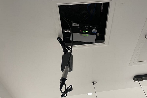 ����ͨ�����������ֻ��ź���ǿ�Ŵ�����װ����